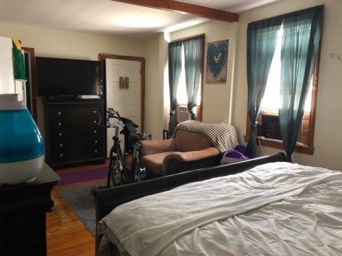 480 Belmont St, Fall River MA 02720-3801 exterior