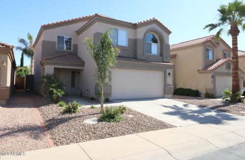 3025 Blackhawk Dr, Phoenix, AZ 85050-4752