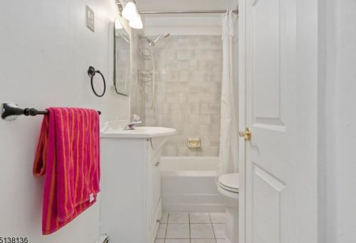 35 Fairview Ave, Milford NJ 08848-1006 exterior