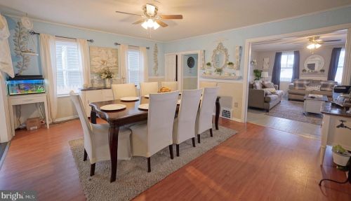 61 Barber Ave, West Deptford NJ 08096-2832 exterior