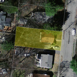 179 Woodcliff Rd, Newton MA 02461-1838 aerial view