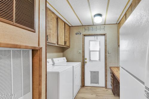 18438 2nd Pl, Phoenix AZ 85022-1011 exterior