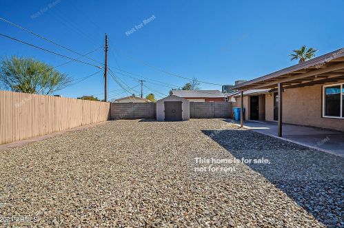 2810 Coolidge St, Phoenix AZ 85017-3543 exterior