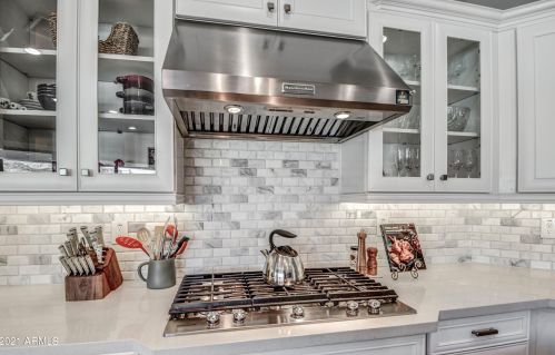 7911 30th Way, Phoenix AZ 85016-8927 exterior