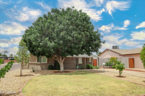 1002 Clarendon Ave, Phoenix, AZ 85013-3327