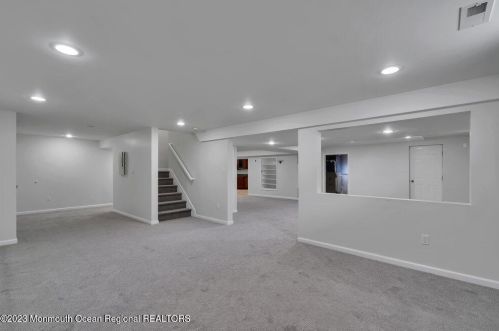 111 Picadilly Dr, Jackson Twp NJ  08527-1290 exterior