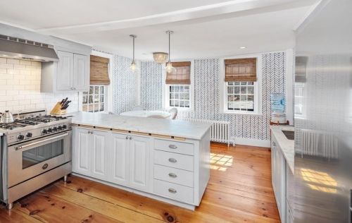 287 North St, Hingham MA 02043-2232 exterior