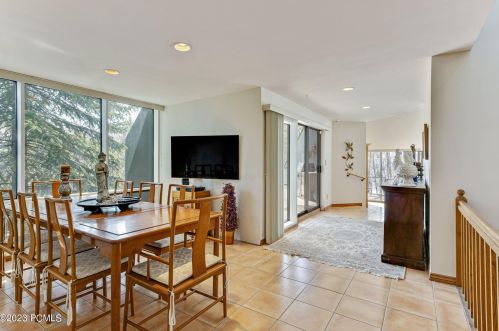 7602 Buckboard Dr, Park City UT 84098-5304 exterior