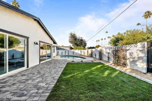 4225 34th Pl, Phoenix AZ  85018-4737 exterior