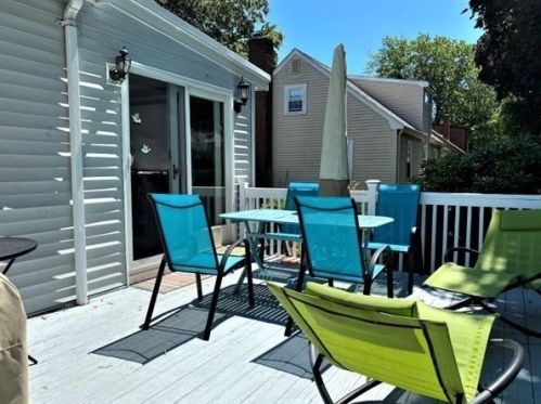 15 Yale Rd, Arlington MA  02474-3509 exterior