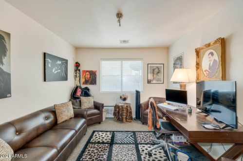 7412 37 Dr, Phoenix AZ 85053-2808 exterior