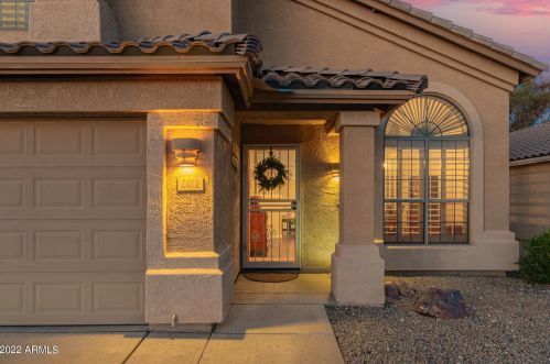 2412 Cielo Grande Ave, Phoenix AZ  85024-7552 exterior