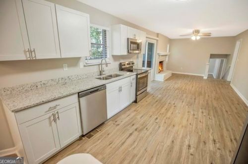 4444 Foxfire Xing, Stockbridge GA  30281-5648 exterior