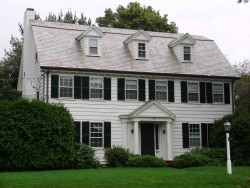 1801 Beacon St, Newton, MA 02468-1402