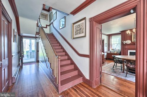 385 Springview Rd, Carlisle PA 17015-7411 exterior