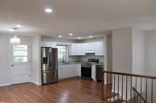 277 Grove St, Worcester MA 01605-3905 exterior