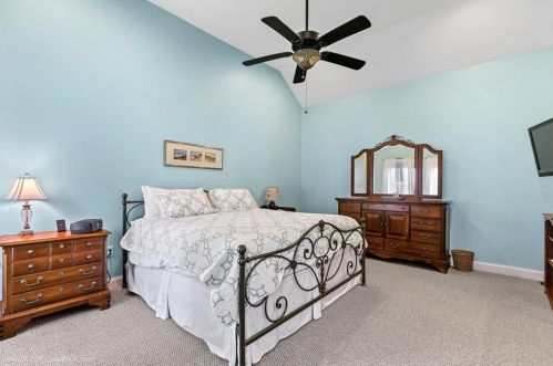 21 Winterberry Way, Norfolk MA 02056-1834 exterior