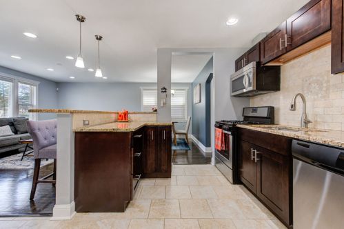 3618 Oak Park Ave, Forest View IL 60402-3865 exterior