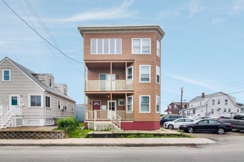 966 Shirley St, Winthrop, MA 02152-2532