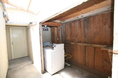 1493 Pearson Ave, San Leandro CA 94577-2437 exterior