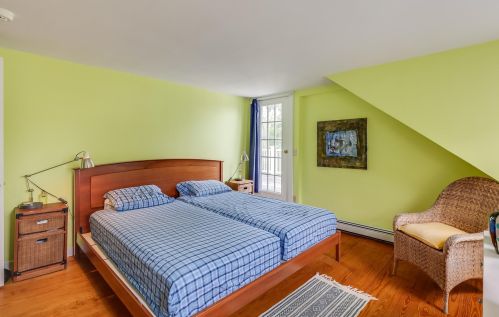 75 Main St, Chatham MA 02633-2419 exterior