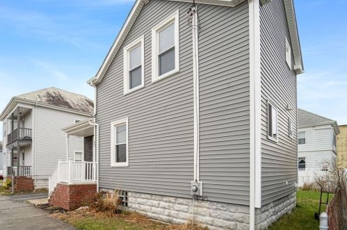 31 Edison St, New Bedford MA  02745-5029 exterior