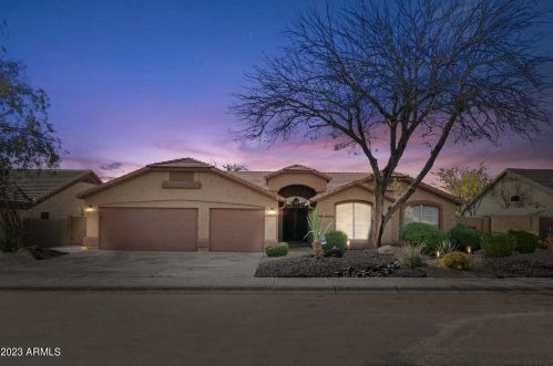 22238 41st St, Phoenix, AZ 85050-6882