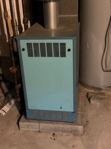 108 Harwich St, New Bedford MA 02745-6303 exterior