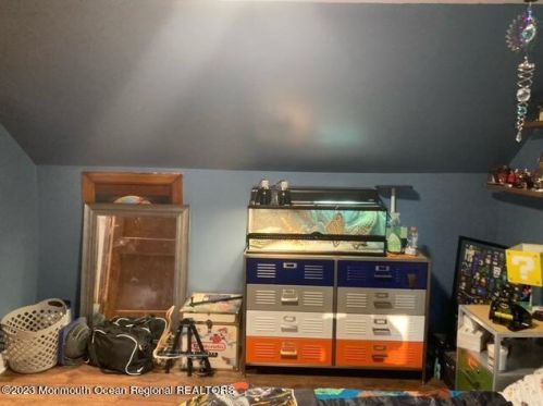 603 Veterans Hwy, Jackson Twp NJ  08527-3730 exterior