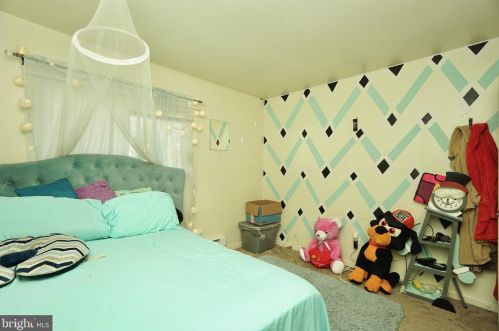 25 Presidential Dr, Erial NJ 08081-1313 exterior