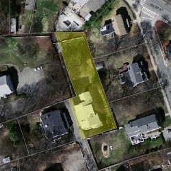 22 Columbus Pl, Newton MA  02465-1834 aerial view