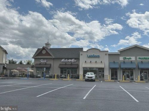 5 Wheatfield Ct, Columbus NJ  08022-1977 exterior