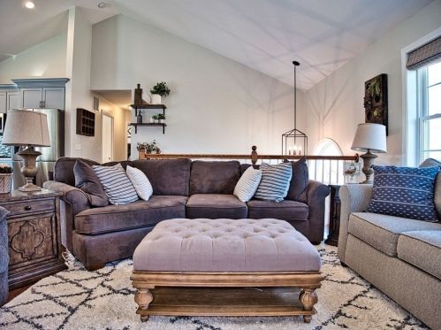 341 Courtney St, Fall River MA 02720-6726 exterior