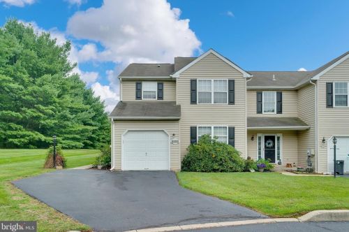 1126 Highpoint Cir, Lansdale, PA 19446-5292