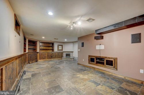 985 6th St, Philadelphia PA  19123-1405 exterior