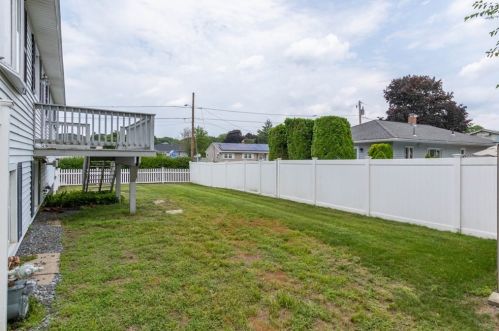 22 Glenwood Dr, Lawrence MA 01843-3001 exterior