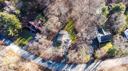 6 Skylar Dr, Southborough MA 01772-1745 exterior