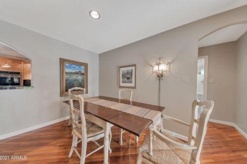 2542 42nd St, Phoenix AZ 85032-4729 exterior