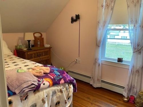 87 Golf Ave, Methuen MA 01844-6221 exterior