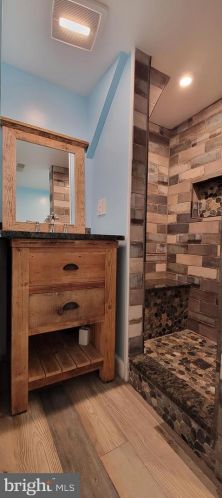 1859 Manhassett Ave, West Deptford NJ 08096-4307 exterior