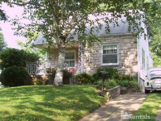 4647 Cliff Ave, Louisville KY  40215-2418 exterior