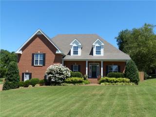 1104 Lake Rise Overlook, Gallatin, TN 37066-5823