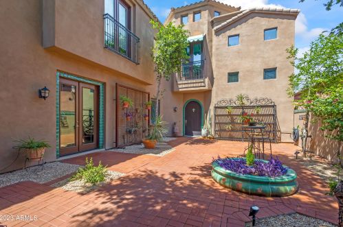 7814 16th Dr, Phoenix AZ  85021-7919 exterior