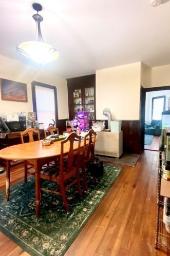 345 Earle St, New Bedford MA 02746-5806 exterior