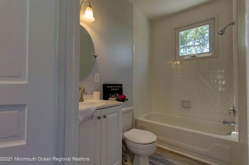 245 Barber Ave, West Deptford NJ  08096-2612 exterior