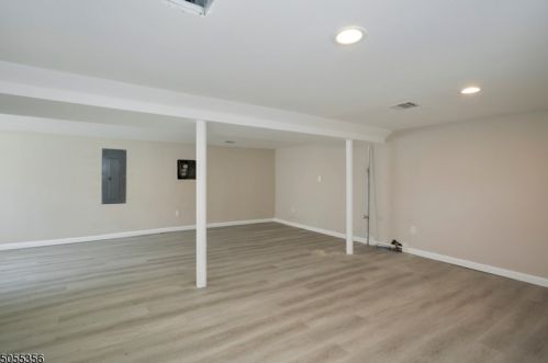 19 Elmwood Ave, Belleville NJ  07109-2306 exterior