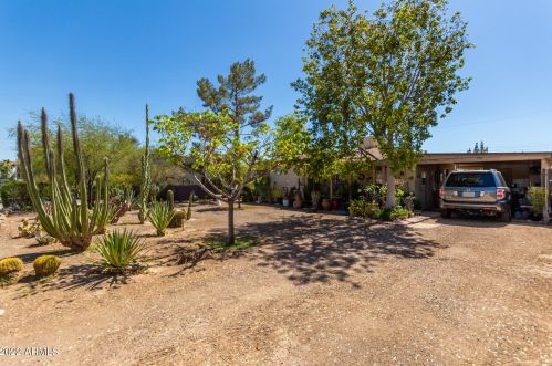 8008 14th Pl, Phoenix AZ  85020-3816 exterior