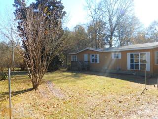 21 Pickens Rd, Porterdale, GA 30016-5664