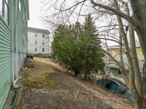 50 Harlem St, Worcester MA 01610-2148 exterior