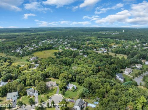 8 Bailey Ct, Jackson Twp NJ  08527-4459 exterior